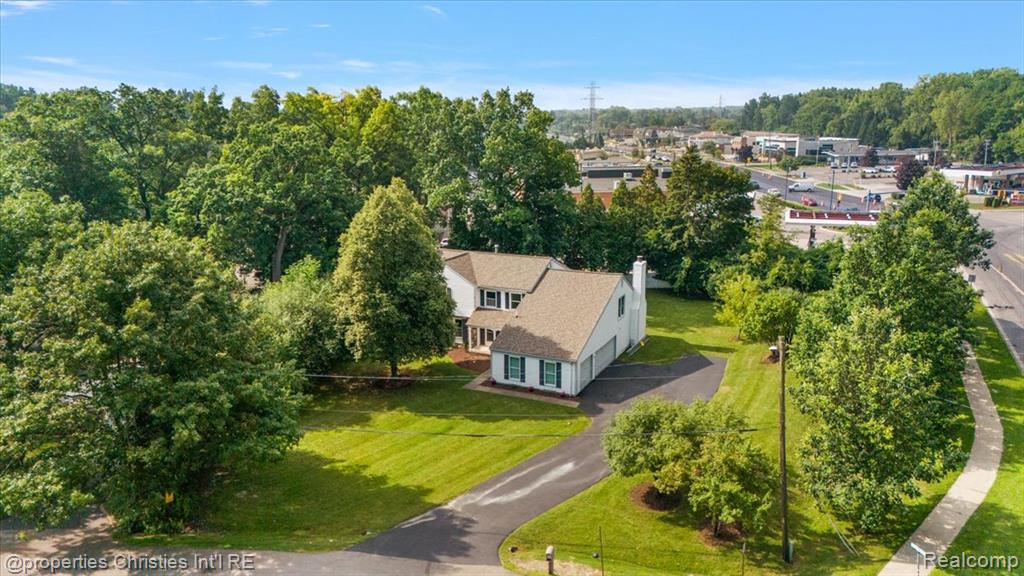 4069 Harbor Vista Drive, Orchard Lake Village, MI 48323 — Photo 46
