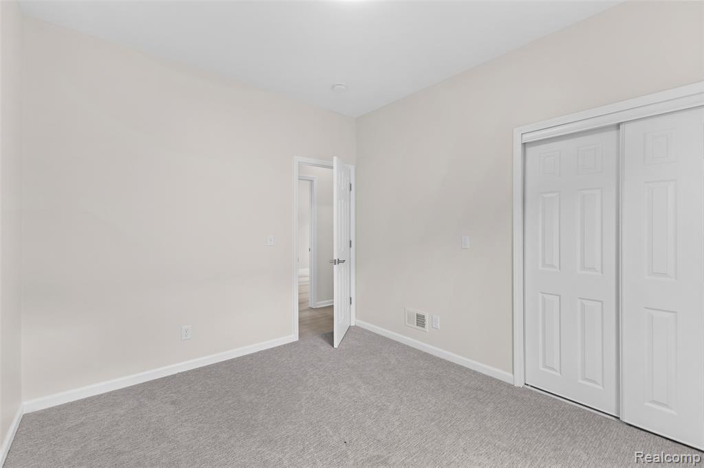 4833 Harding St, Dearborn Heights, MI 48125 — Photo 36