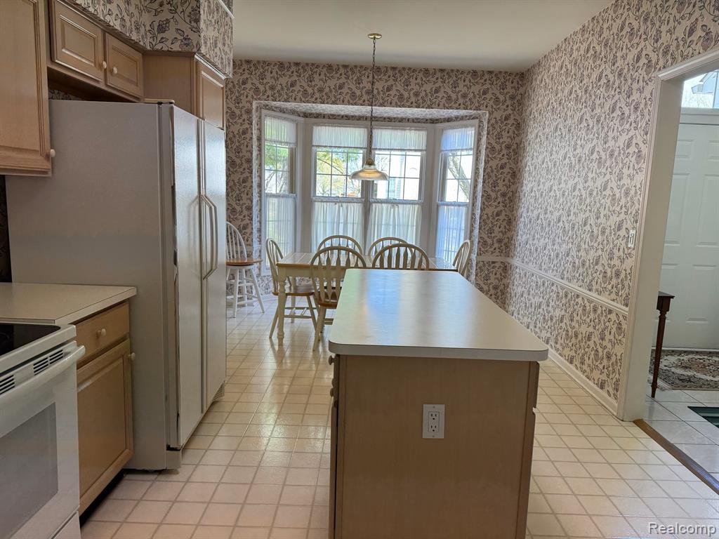 39715 DUN ROVIN Drive, Northville, MI 48168 — Photo 6