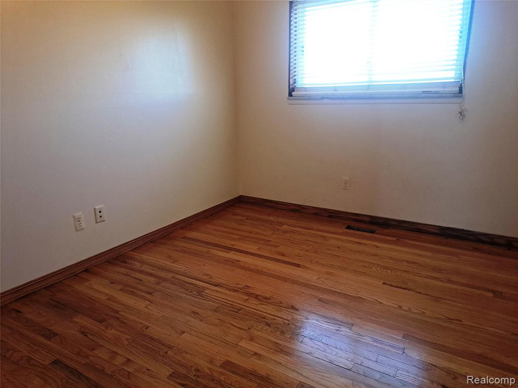 4061 Stanley Avenue, Allen Park, MI 48101 — Photo 13