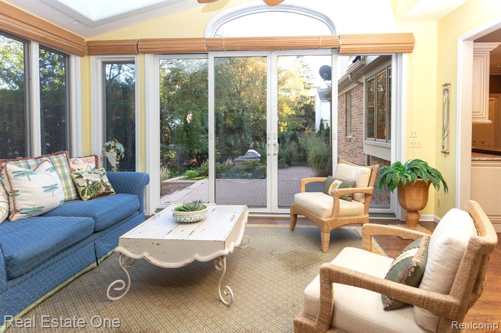 5538 CLEARVIEW Drive, Troy, MI 48098 — Photo 20