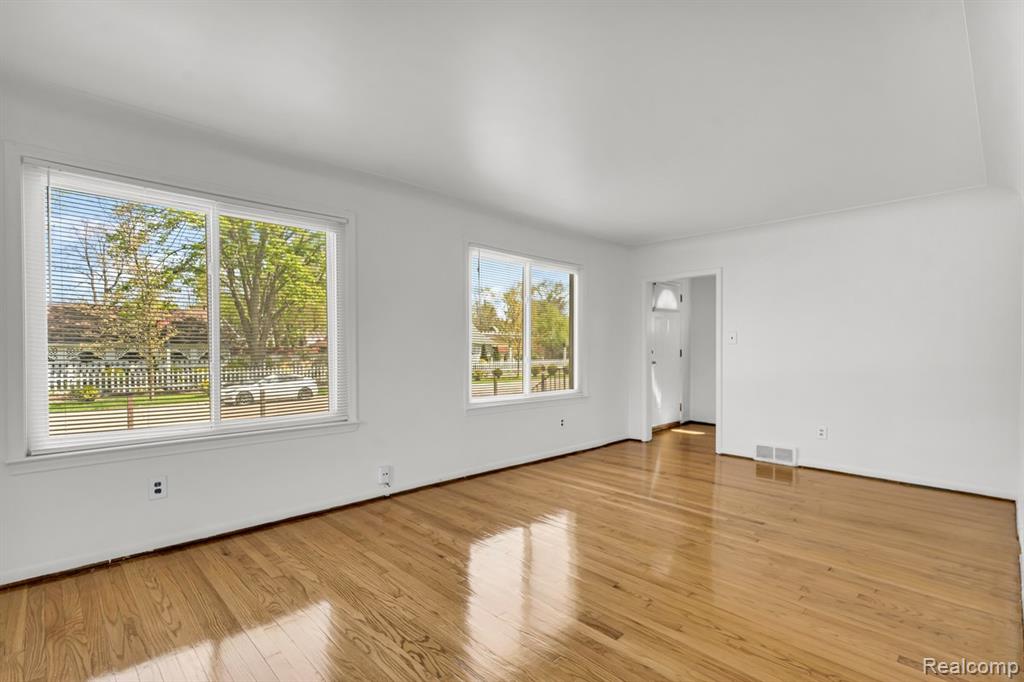 18792 Old Homestead Drive, Harper Woods, MI, 48225