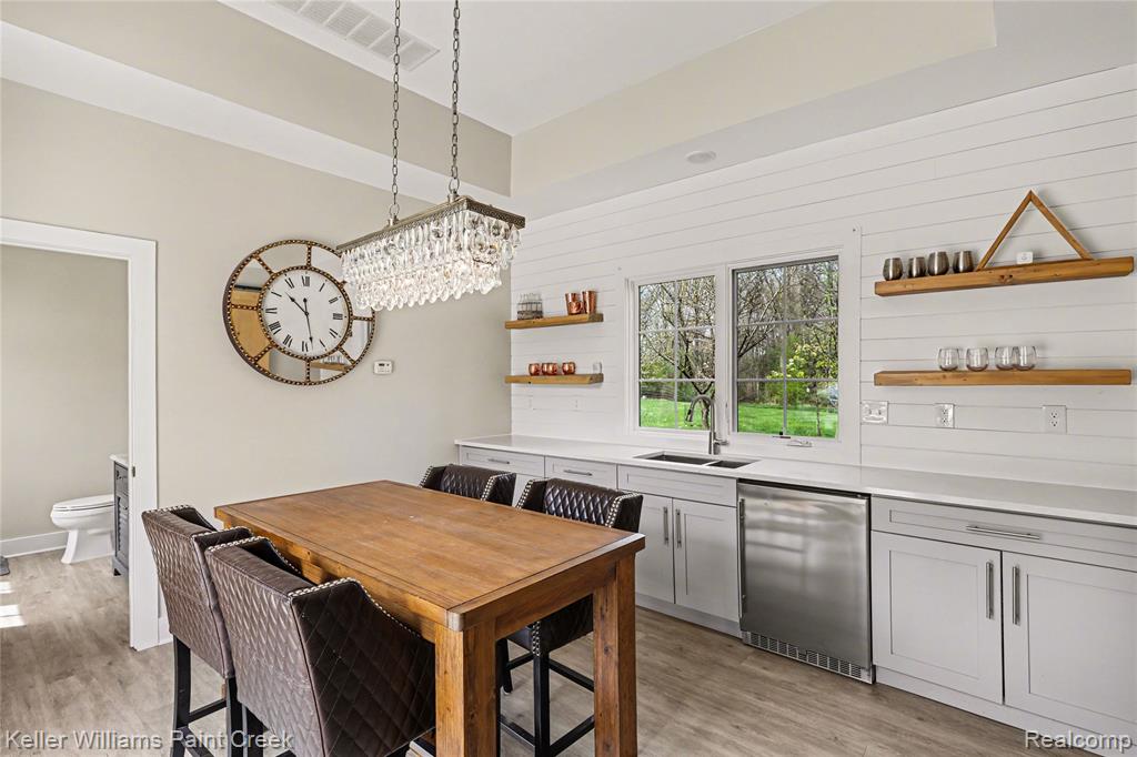 8135 Pine Knob Meadows Drive, Clarkston, MI 48348 — Photo 18