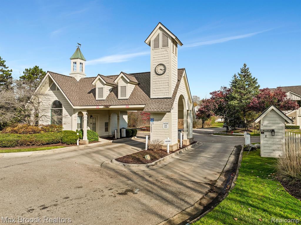 7248 SIMSBURY Drive, West Bloomfield, MI — Photo 2