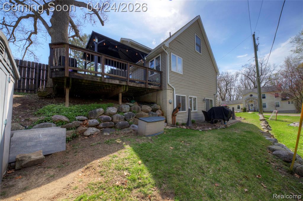 7395 Harrington Drive, Brighton, MI 48116 — Photo 7