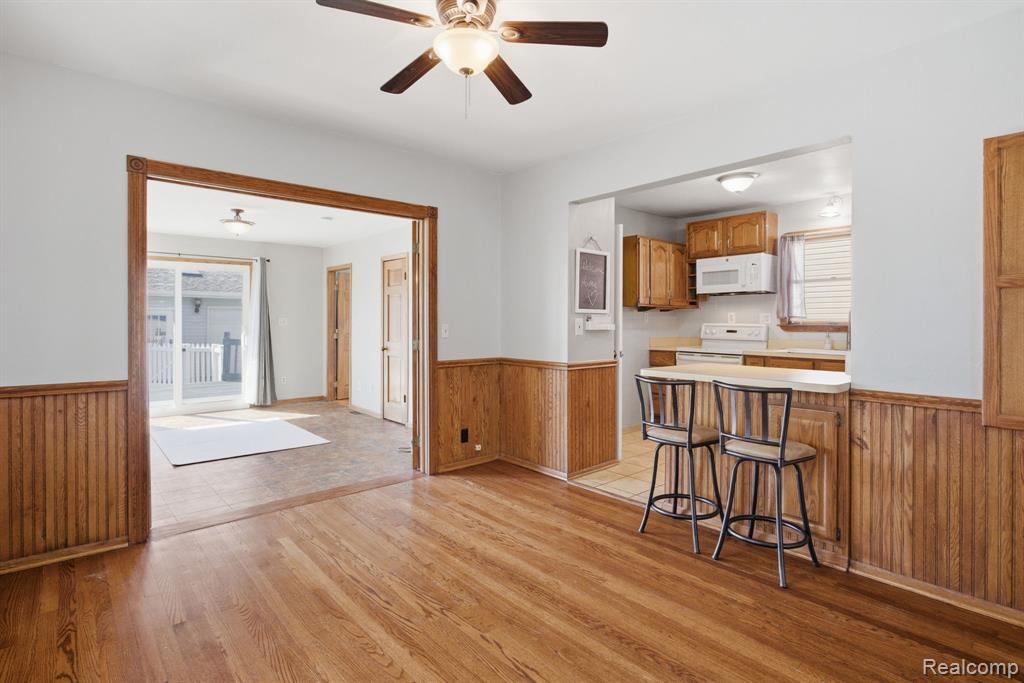 511 Godfroy Avenue, Monroe, MI 48162 — Photo 13