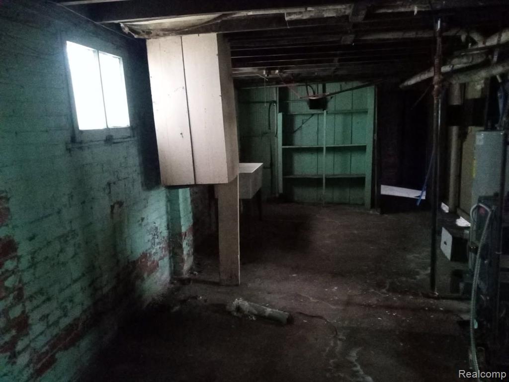 7477 PRAIRIE Street, Detroit, MI 48210 — Photo 34
