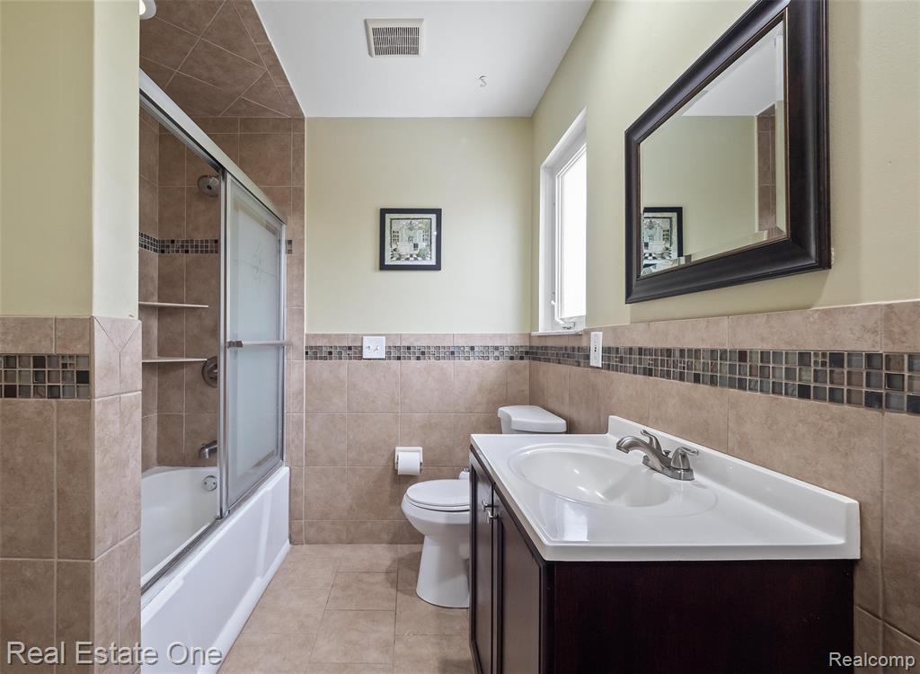 4469 Ardmore Drive, Sterling Heights, MI 48310 — Photo 23