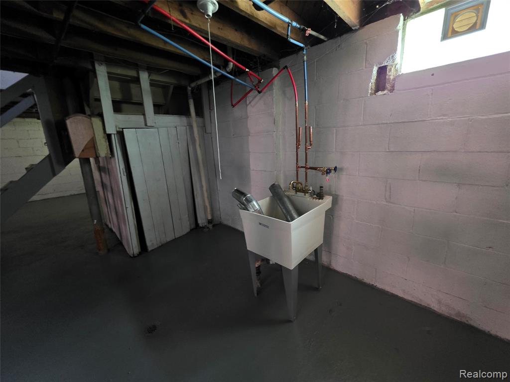 6526 Heyden Street, Detroit, MI 48228 — Photo 26