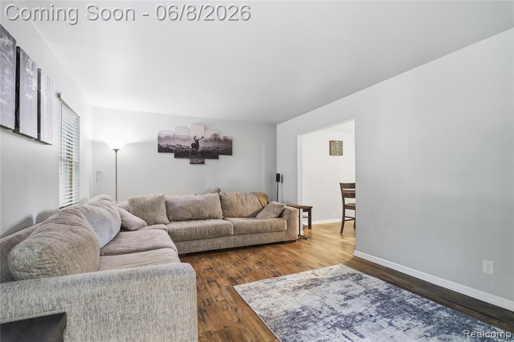 6218 McKenzie Drive, Flint, MI 48507 — Photo 5