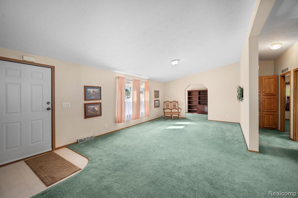 473 Fife, Temperance, MI 48182 — Photo 8