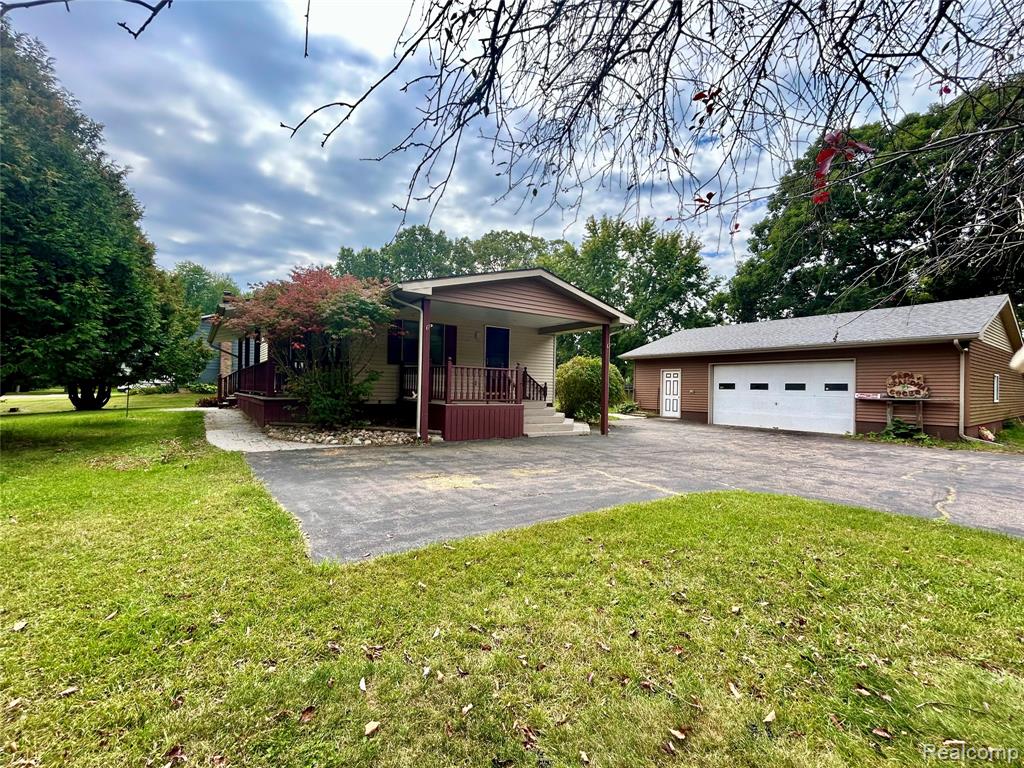 2291 Tomahawk Drive, Lapeer, MI 48446 — Photo 33
