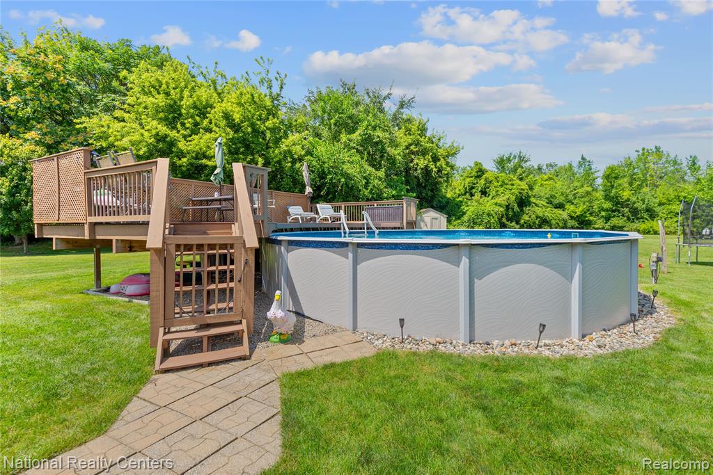 50049 Dove Lane, Chesterfield, MI — Photo 10