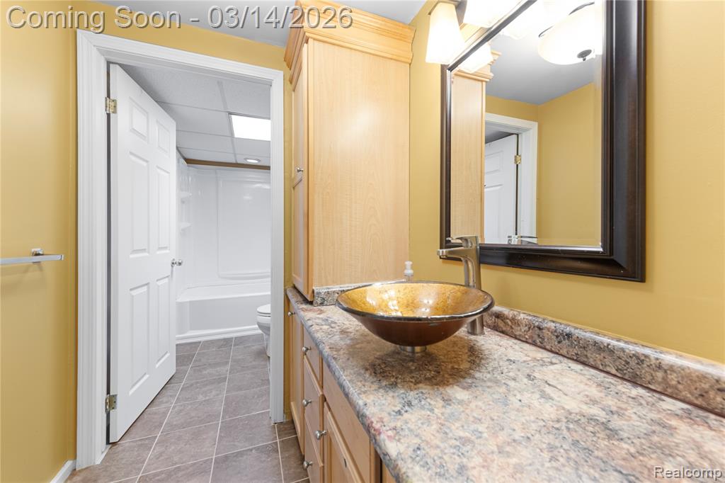 18890 Church Hill Drive, Riverview, MI 48193 — Photo 36