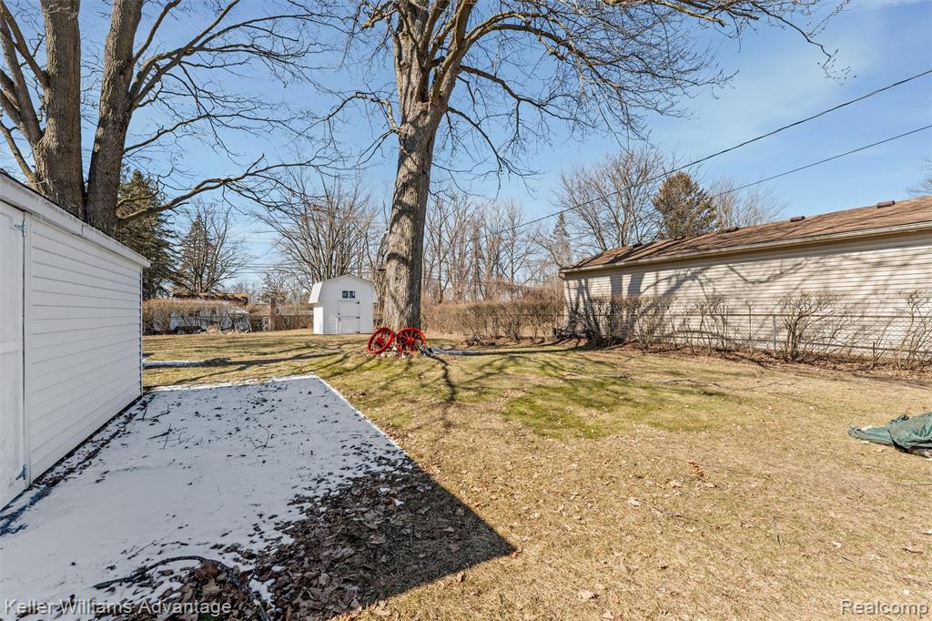 6021 Morley Street, Westland, MI — Photo 24