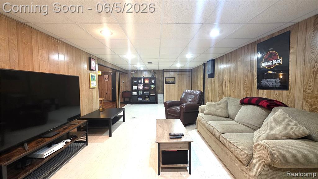 16017 Chestnut Street, Roseville, MI 48066 — Photo 32