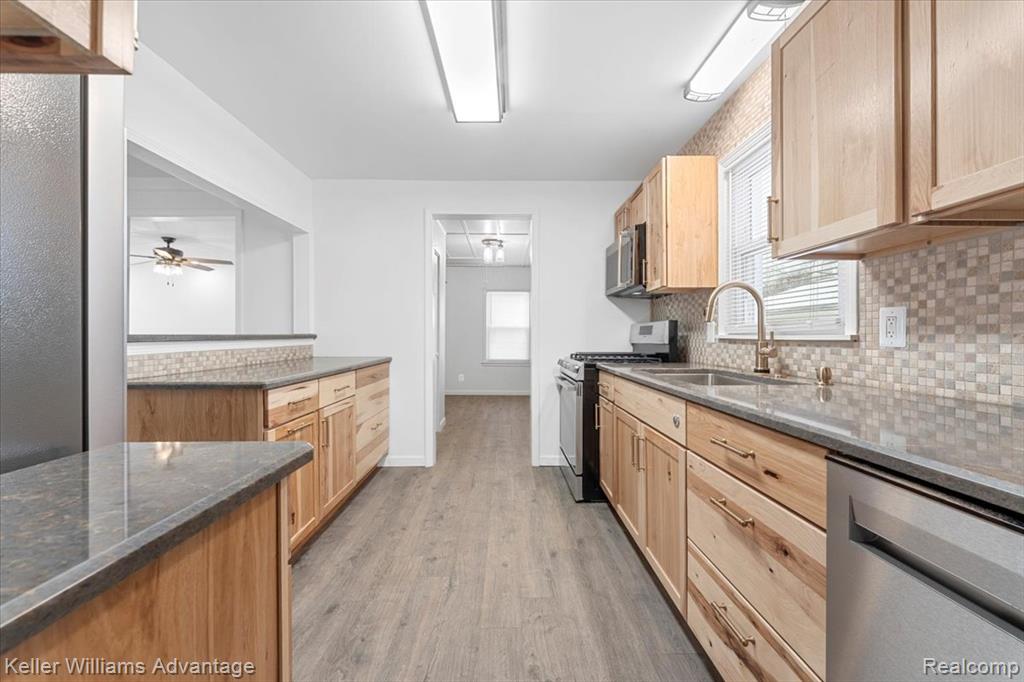 30456 West, New Boston, MI 48164 — Photo 7