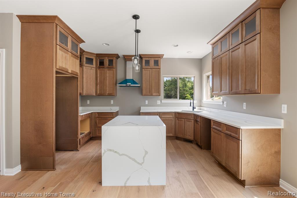 11948 Encore Court, Shelby Twp, MI 48315 — Photo 9