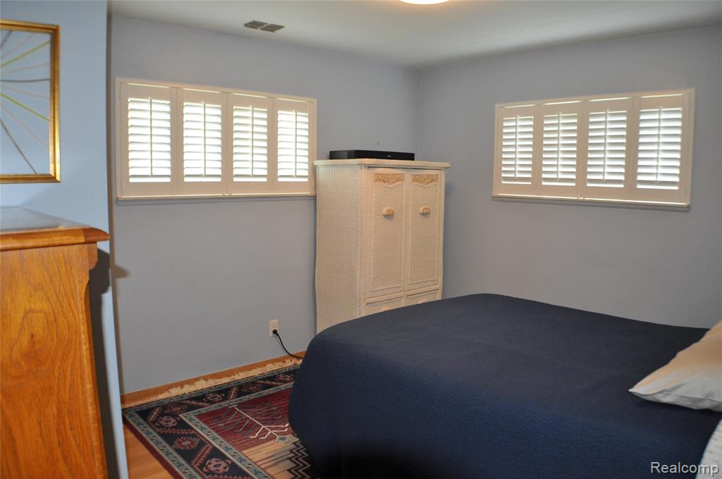 3593 Meadowleigh Lane, Waterford, MI 48329 — Photo 19