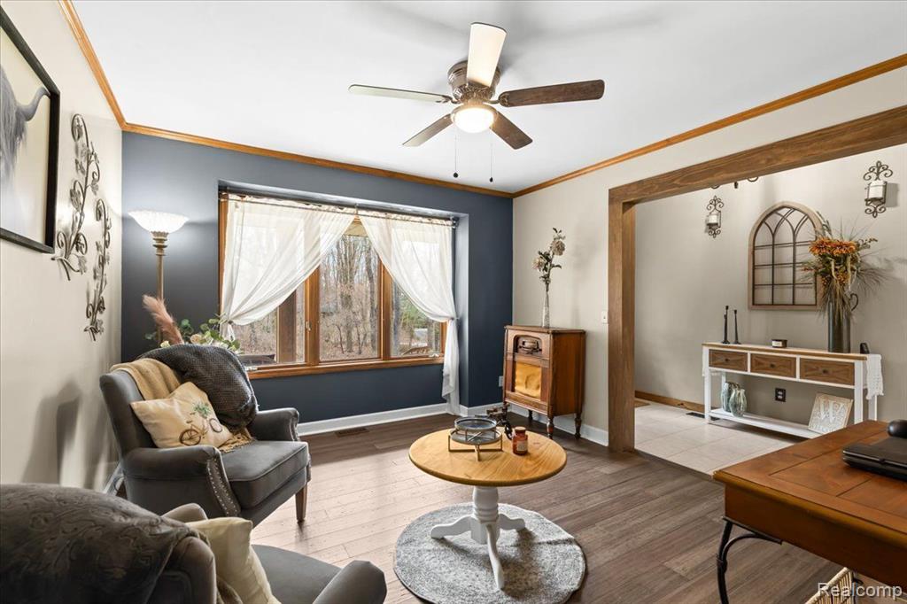 7227 COWELL Road, Brighton, MI 48116 — Photo 9
