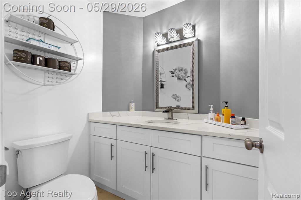 43912 Trillium Drive, Sterling Heights, MI 48314 — Photo 25