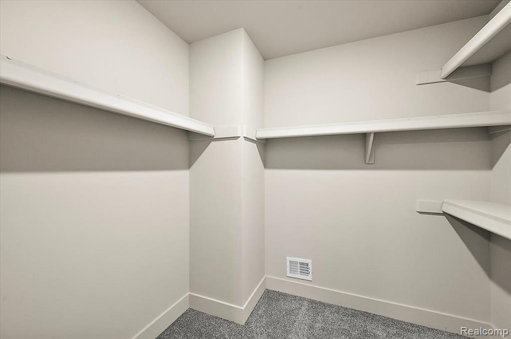 24021 Sawgrass Drive, Macomb, MI 48042 — Photo 55