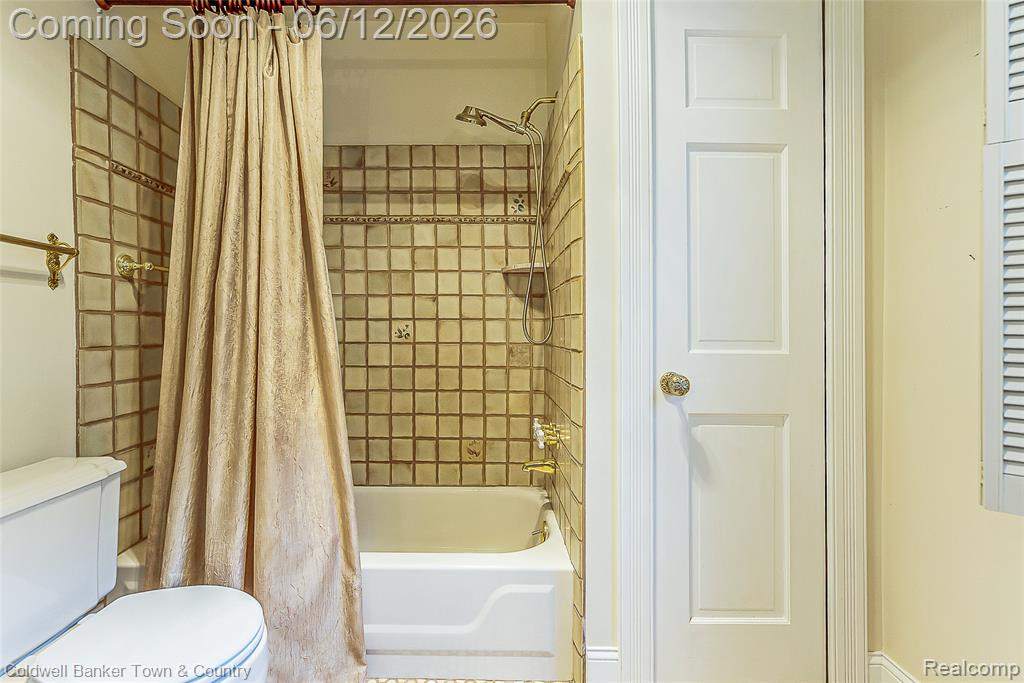 10196 Faussett Road, Fenton, MI 48430 — Photo 43