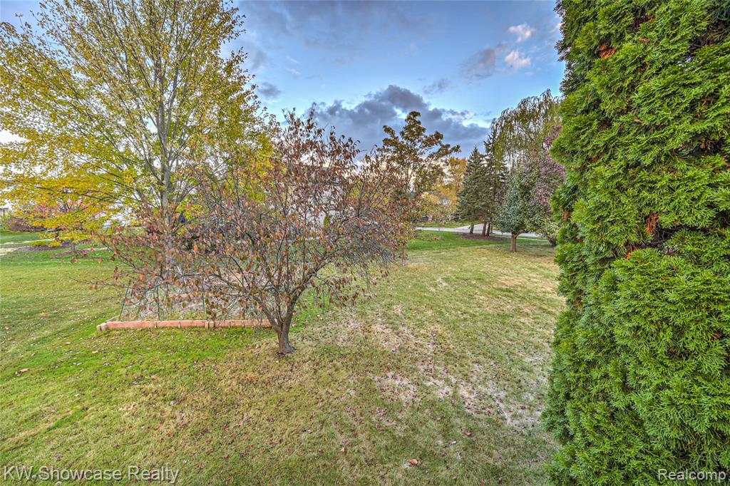 791 Deer Path Trail, Waterford, MI 48327 — Photo 47