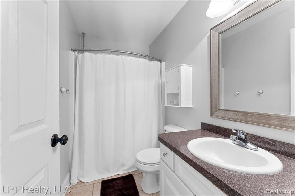 8617 Bonaventure Drive, Brighton, MI 48116 — Photo 26