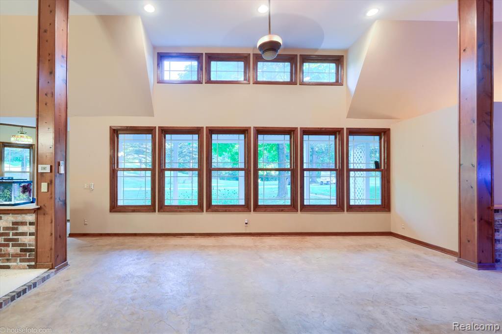 5279 Metamora Road, Metamora, MI 48455 — Photo 11