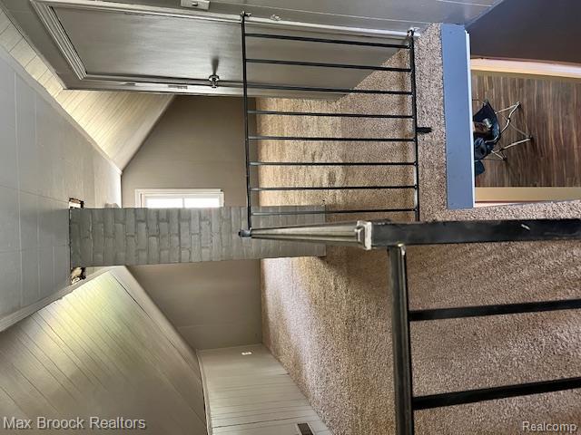 727 E Madge Avenue, Hazel Park, MI 48030 — Photo 21