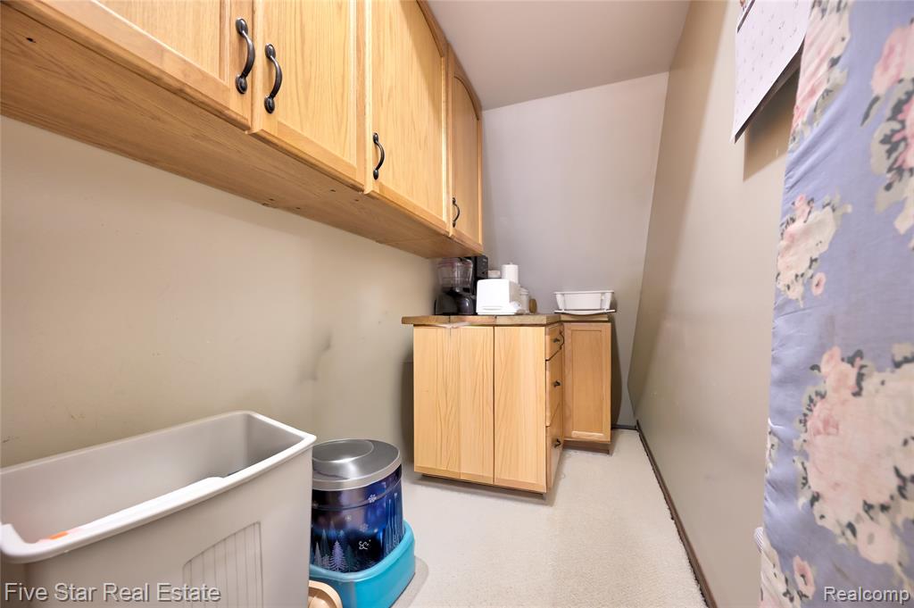 61051 Greenwood Drive, South Lyon, MI 48178 — Photo 33