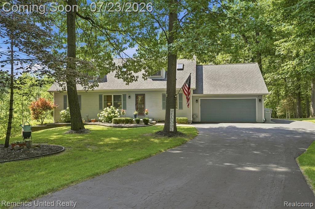11922 Cody Creek Court, South Lyon, MI 48178 — Photo 2