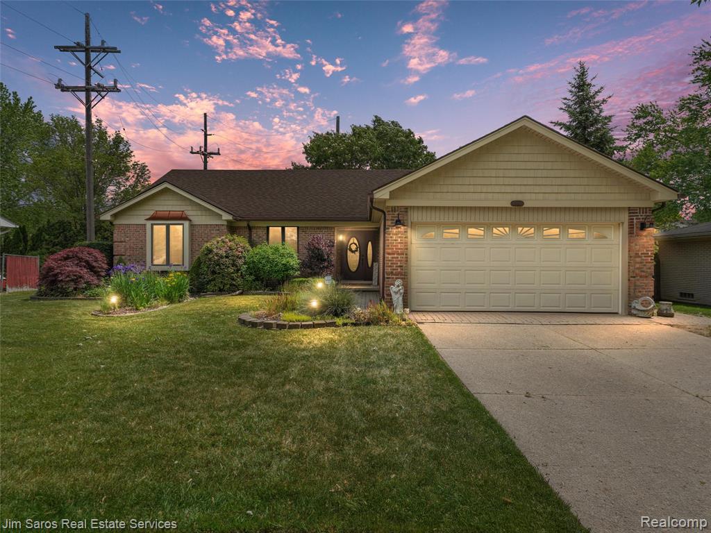 40252 Aynesley Street, Clinton Twp, MI 48038 — Photo 12