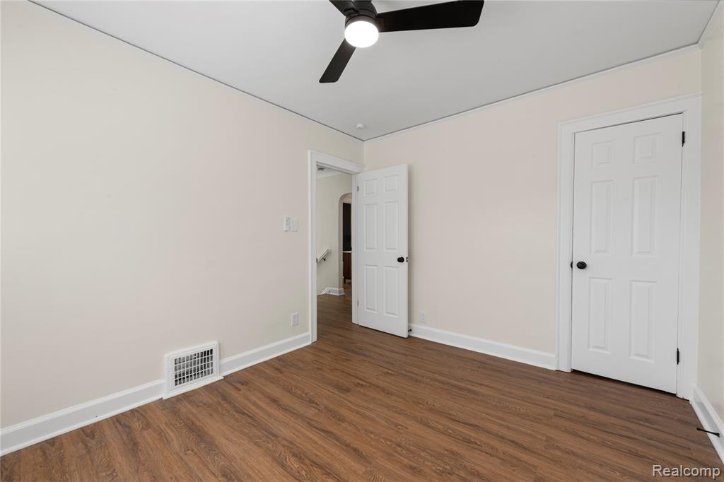 15887 Robson Street, Detroit, MI 48227 — Photo 17