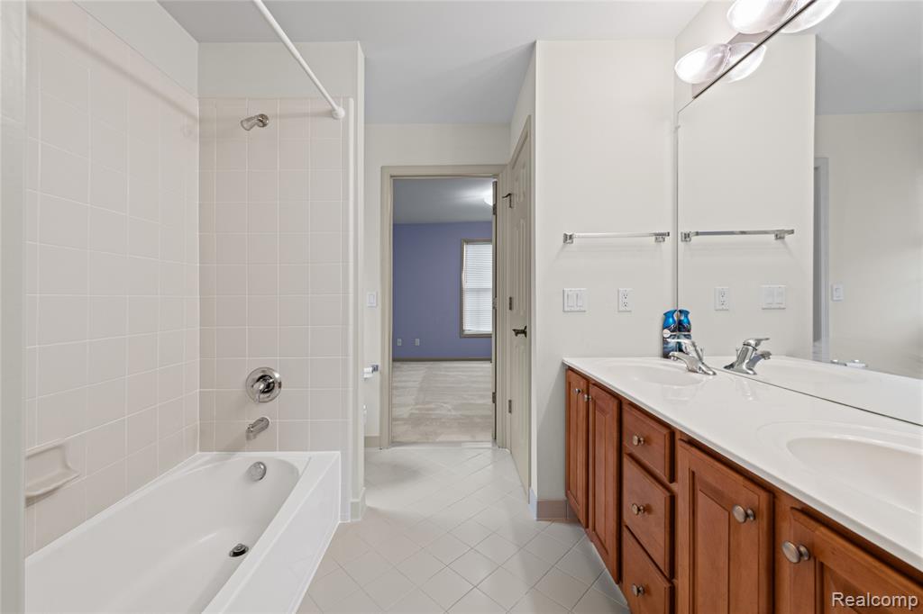 1885 Wyngate Drive, Troy, MI 48098 — Photo 41