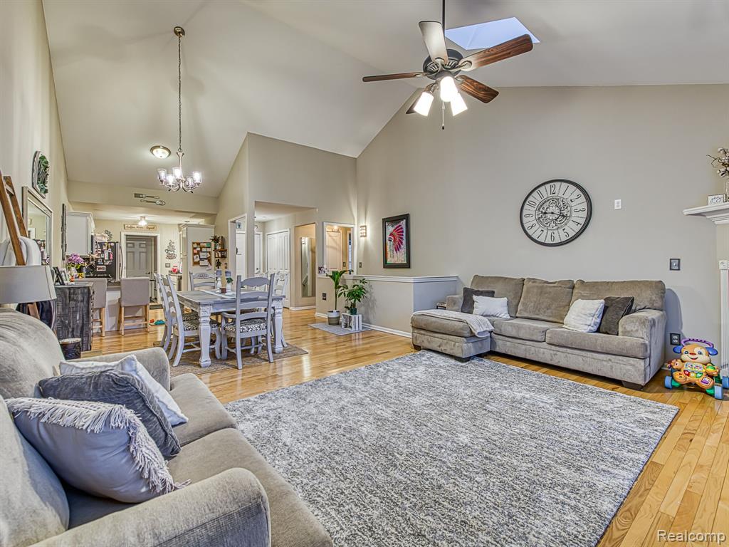 13419 Shire Lane, Southgate, MI 48195 — Photo 8