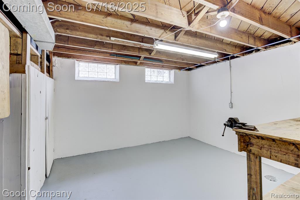 923 E 4th Street, Royal Oak, MI 48067 — Photo 34