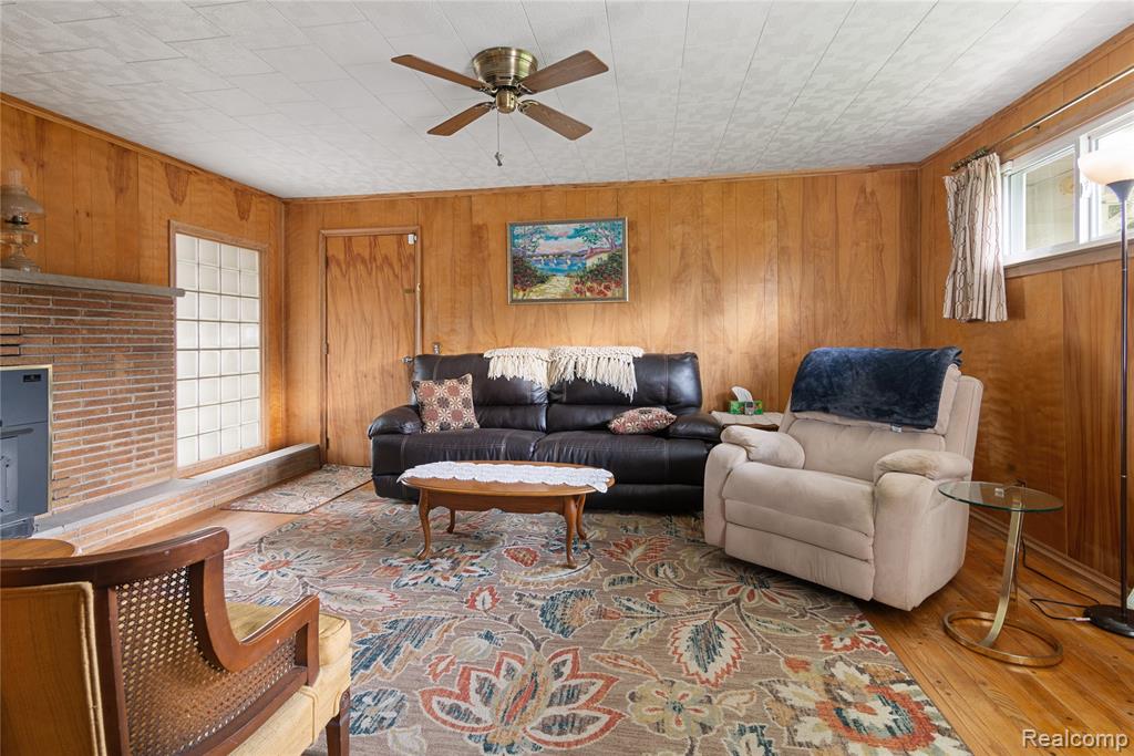 190 Rustic Circle, White Lake, MI — Photo 5