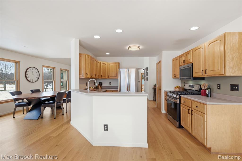 6145 Wildcat Road, MI 48032 — Photo 12