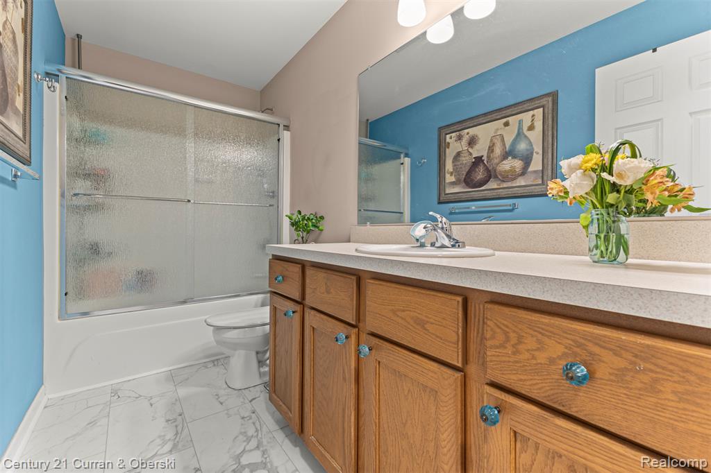 3633 Richmond St, Waterford, MI 48328 — Photo 9