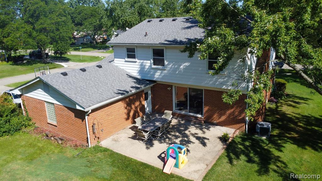 6825 ALDERLEY Way, West Bloomfield, MI — Photo 2