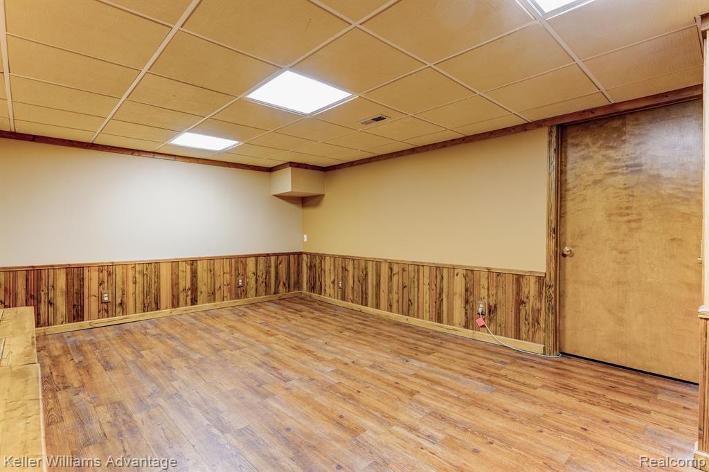 41451 Waterfall Road, Northville, MI 48168 — Photo 38