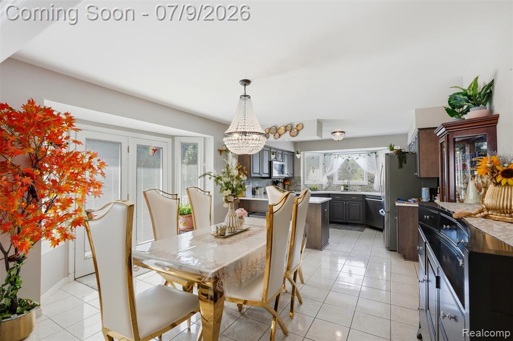 6786 Jasmine Drive, Troy, MI 48098 — Photo 11