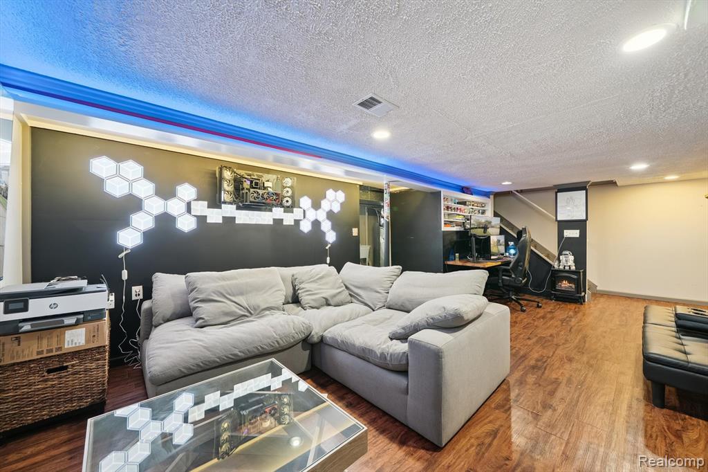 40166 Kristen Drive, Sterling Heights, MI 48310 — Photo 36
