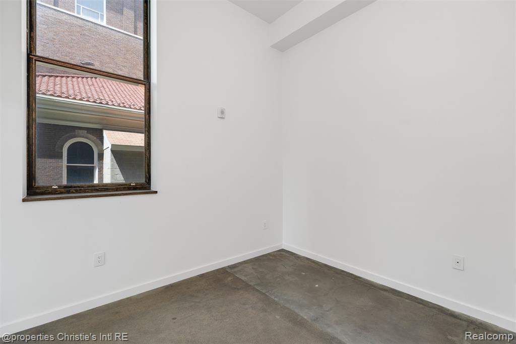 1454 Townsend Street, 206, Detroit, MI 48214 — Photo 16