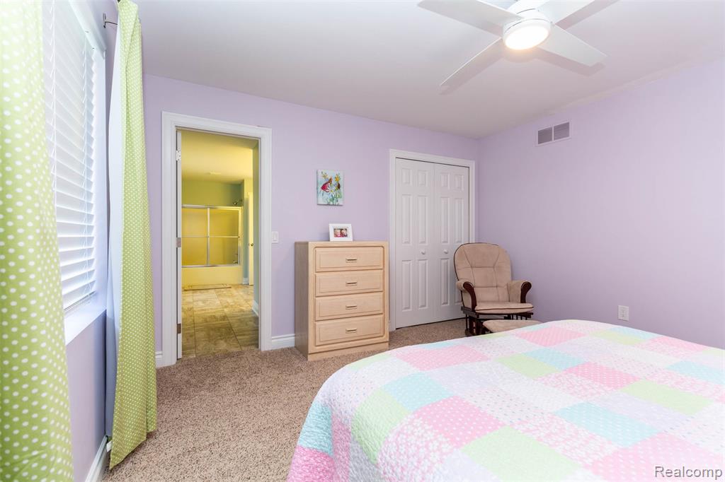 6081 Byram Lake Drive, Linden, MI 48451 — Photo 38