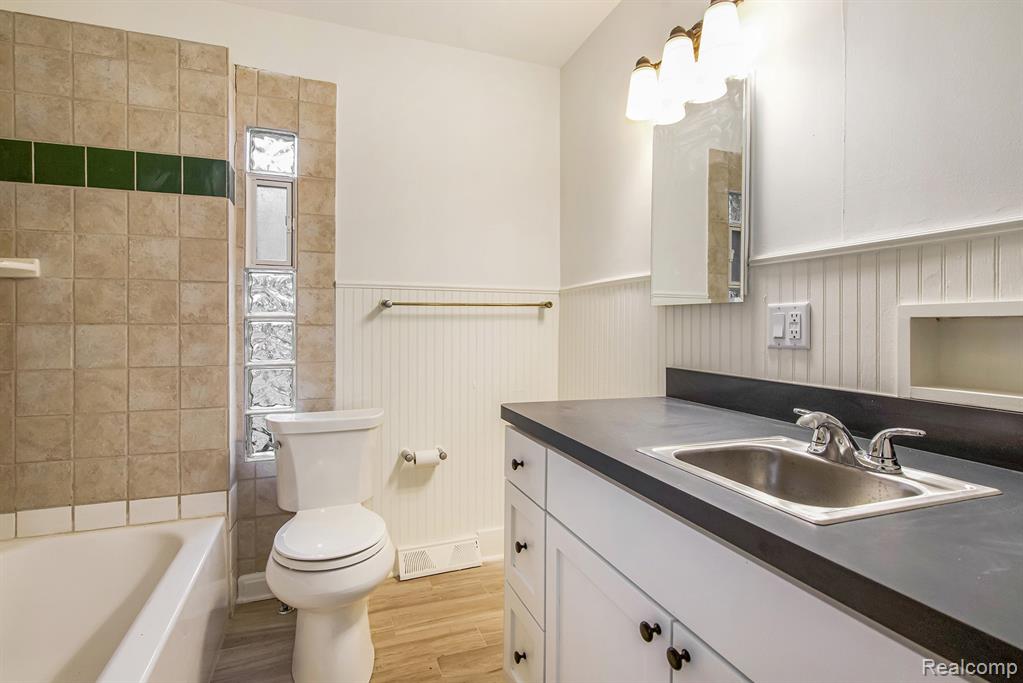 1017 Washtenaw Road, Ypsilanti, MI 48197 — Photo 8
