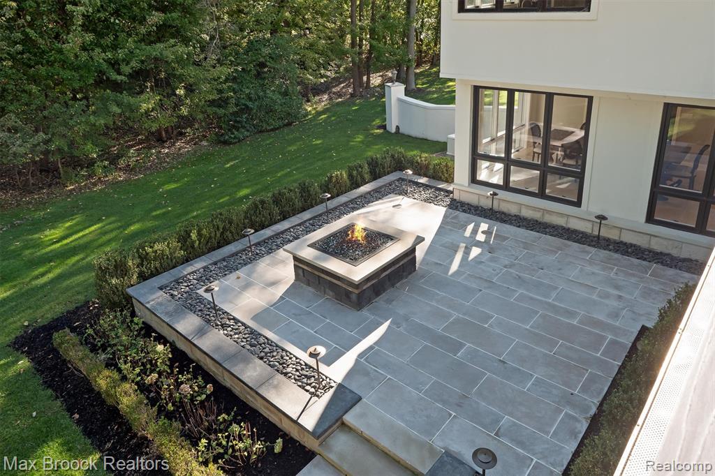 5190 Clarendon Crest Street, Bloomfield Hills, MI 48302 — Photo 76