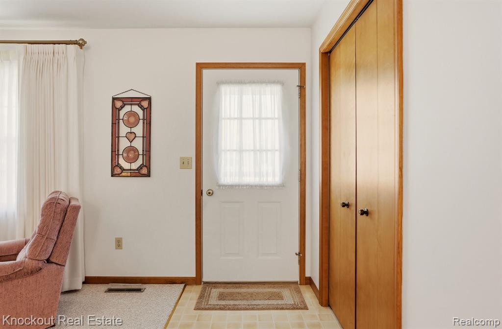 5 Krafft Court, Frankenmuth, MI 48734 — Photo 6